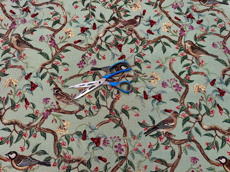 Tessuto arredo gobelin "Bird Allure" fondo pistacchio