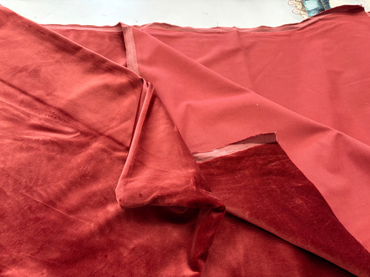Scampolo velluto cm. 200 x 140 "bordò"