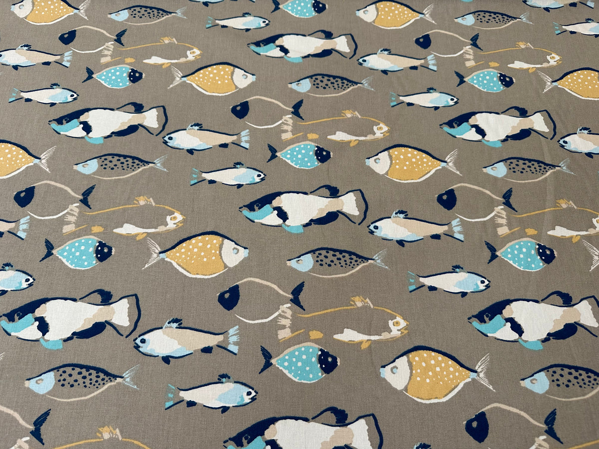 Printed cotton furnishing fabric, 150 cm high. "Fish"