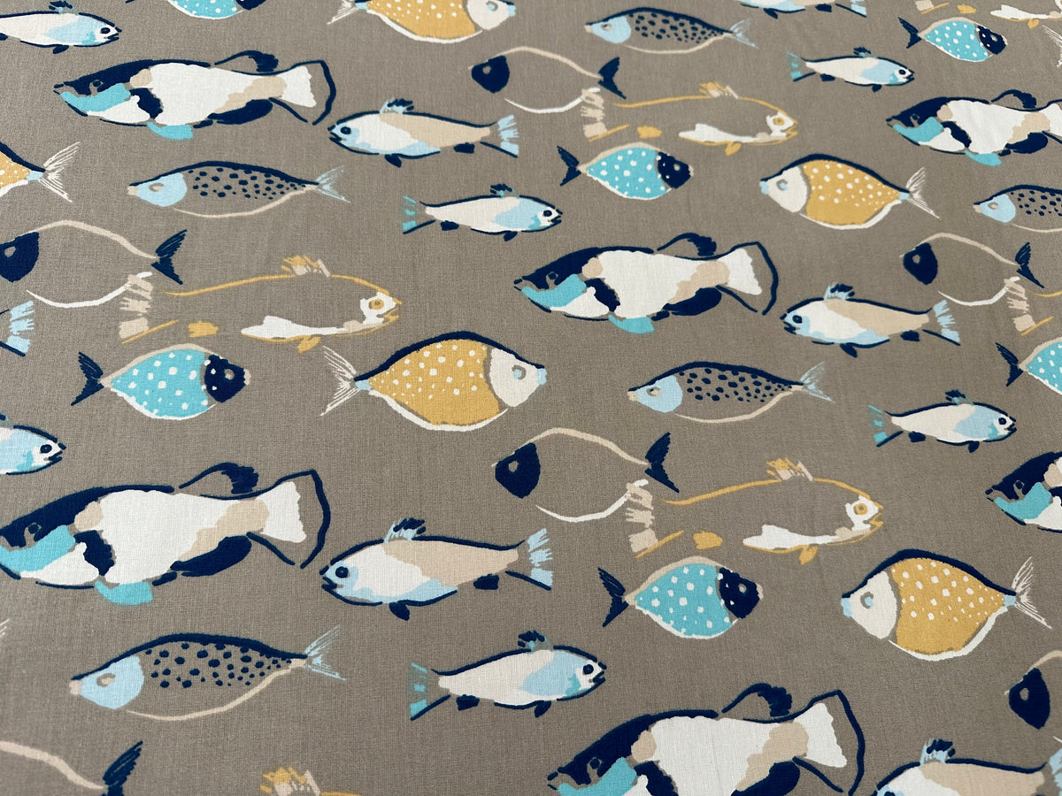 Printed cotton furnishing fabric, 150 cm high. "Fish"